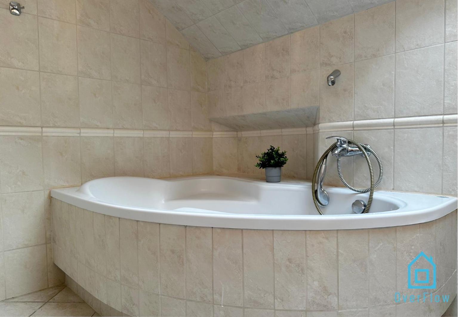 Purple Room - Charming Place, 15 Minutes To Gdansk Old Town & 5 Minutes To Seaside Zewnętrze zdjęcie